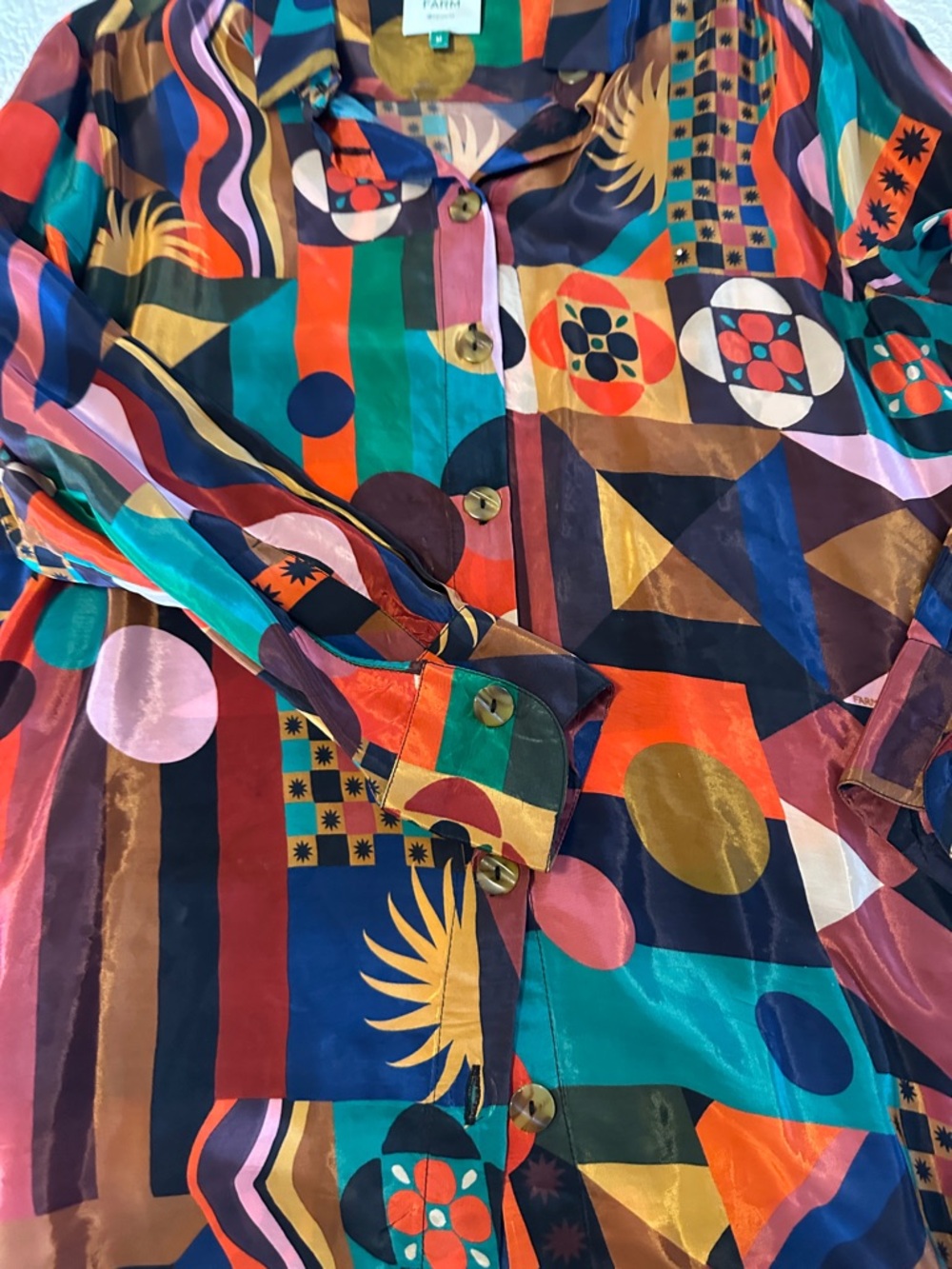 FARM Rio Multicolor Geometric Button-Up Shirt - Picture 6 of 11